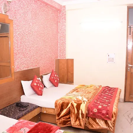 Hotel Sriswal View